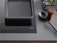 Preview: Miele KM 7689 FL Herdunabhängiges Induktionskochfeld PLATINUM im Panorama-Design und mit TempControl für perfekte Bratergebnisse